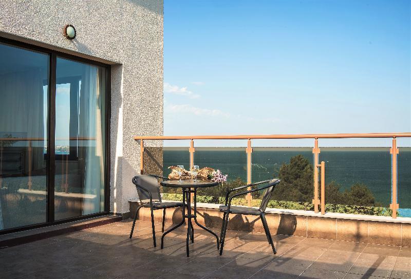 Moreto Seaside Aparthotel Obzor Exterior foto